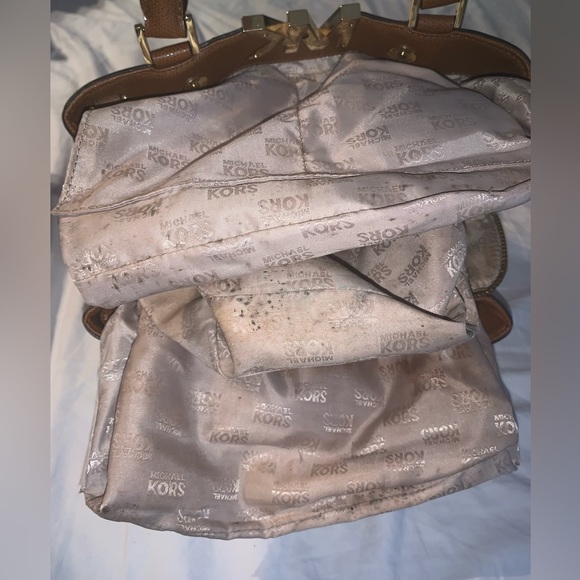 GUC Michael Kors Purse with Gold Chain Strap - Picture 4 of 5